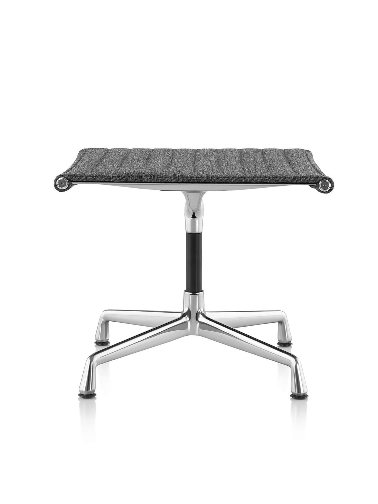 乐竞平台 - 坐具|躺椅|办公家具|设计师家具|伊姆斯户外躺椅